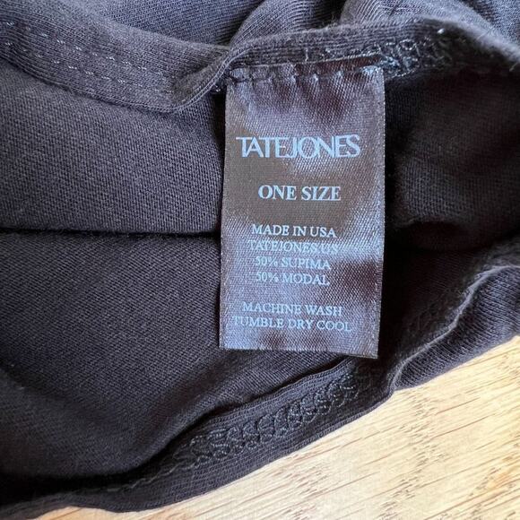 Tate Jones Sleep To Street Shrug in Black - Picture 3 of 7